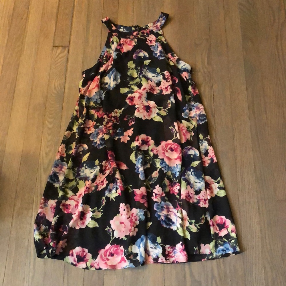 NWOT Betsy Johnson dress
